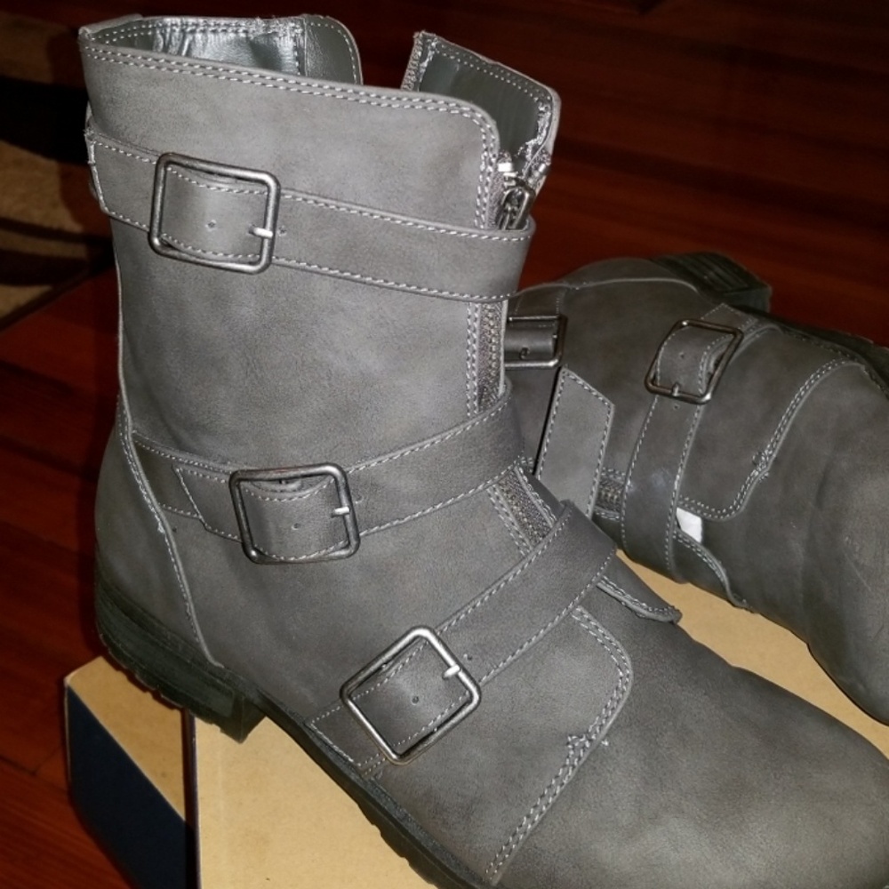 Women's Combat Boots